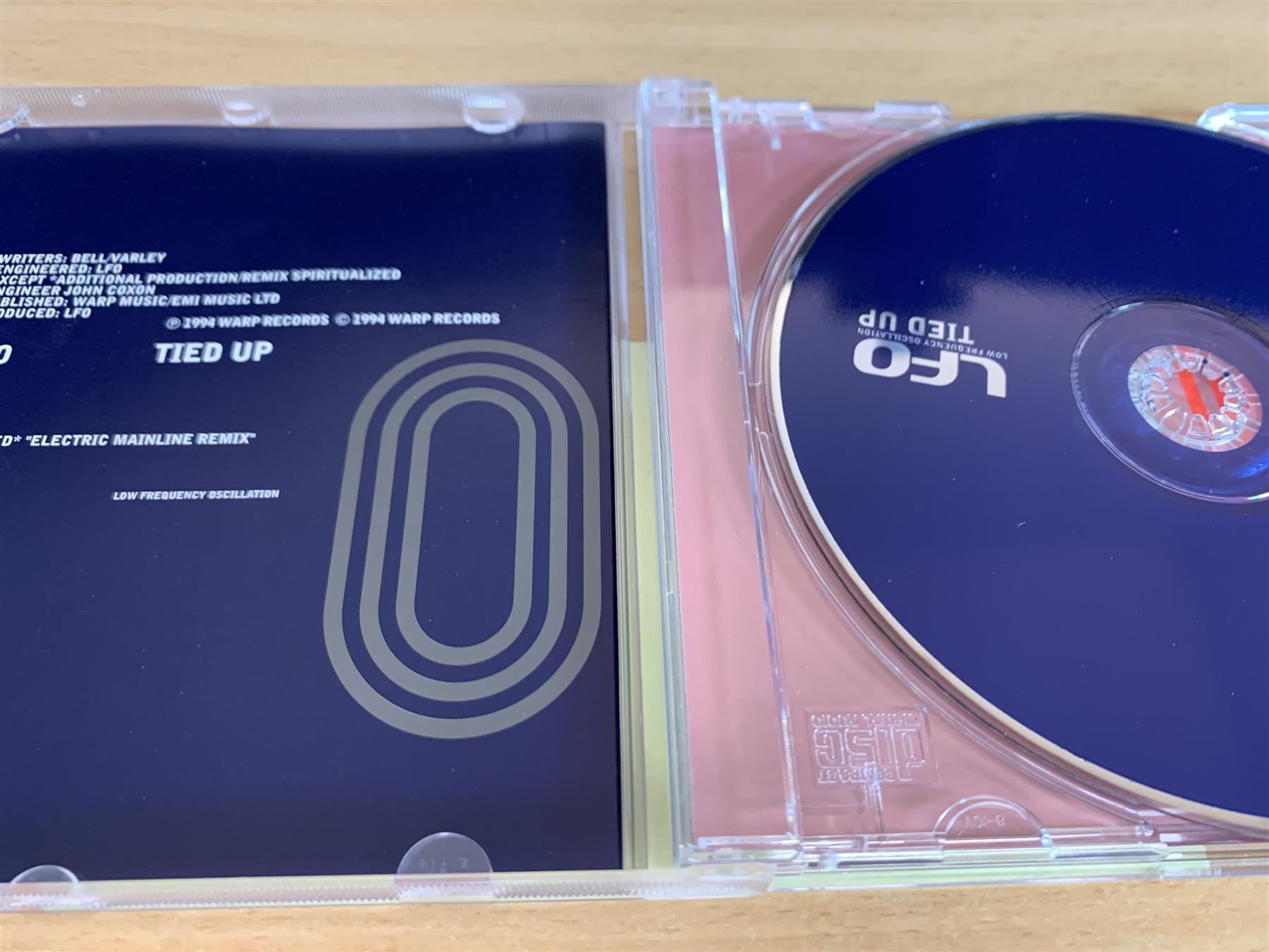 CD: LFO – Tied Up – Usato da Rikon im Tösstal venduto da Alpenmutz 2