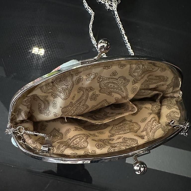 Borse da donna: Petit sac vintage état neuf – Nuovo (secondo la descrizione) da La Chaux-de-fonds venduto da ccjp 2