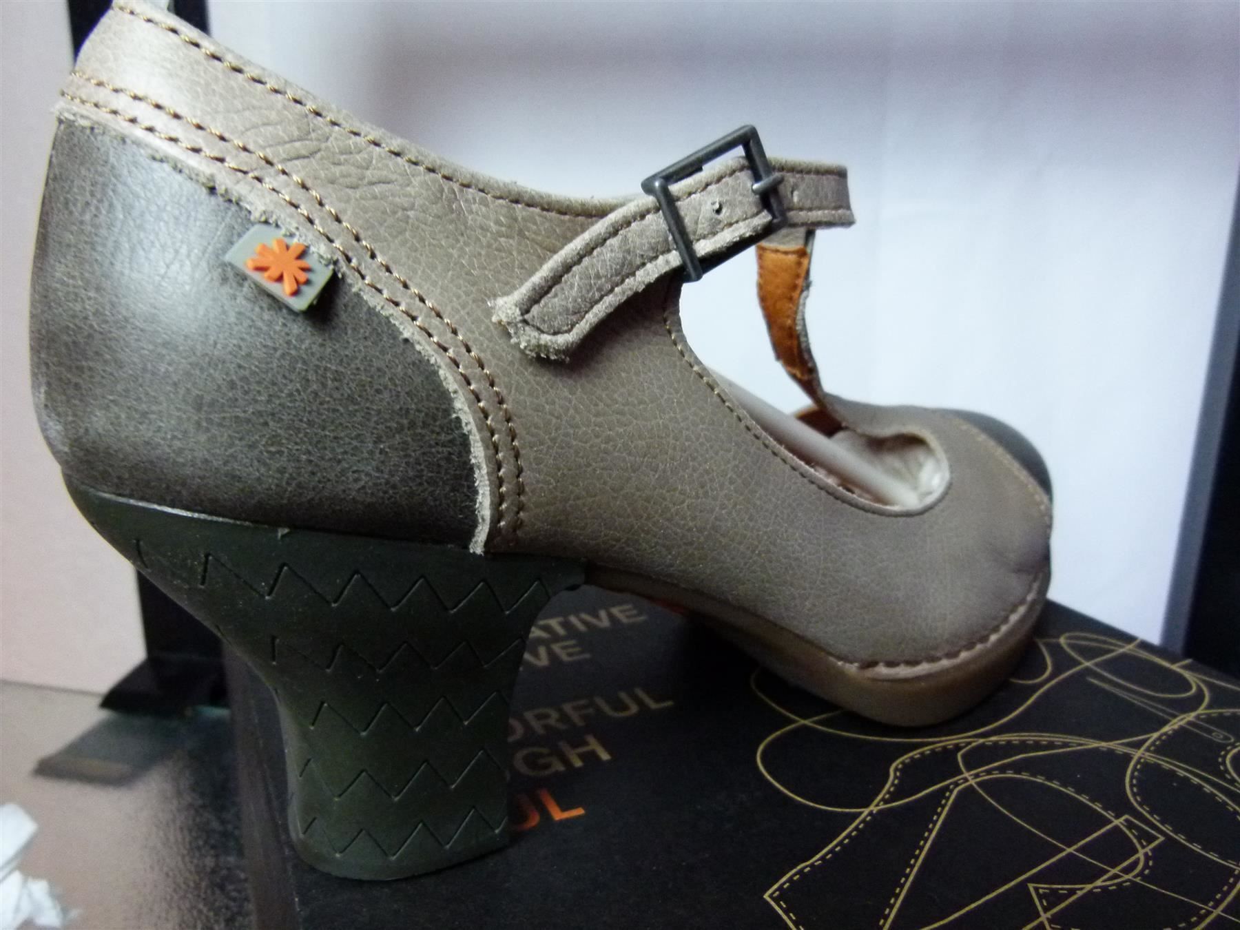 Art Scarpe da donna: Art leder Schuhe Gr 39 Neu – Nuovo e nell'imballaggio originale da Uerkheim venduto da Justi.y 1