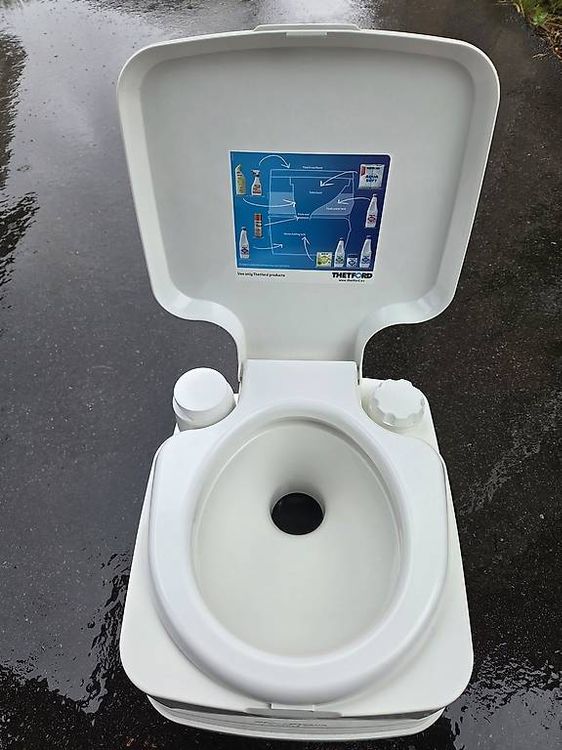 Thetford WC: Porta Potti Qube 335 Thetford – Gebraucht aus Hermetschwil-Staff von mar_8jbn 3