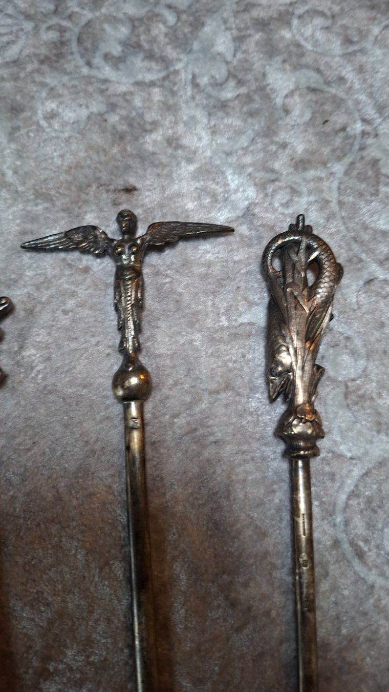 Couverts: 4 Anitke Fleischspiesse – D'occasion à Konolfingen par pri304 5