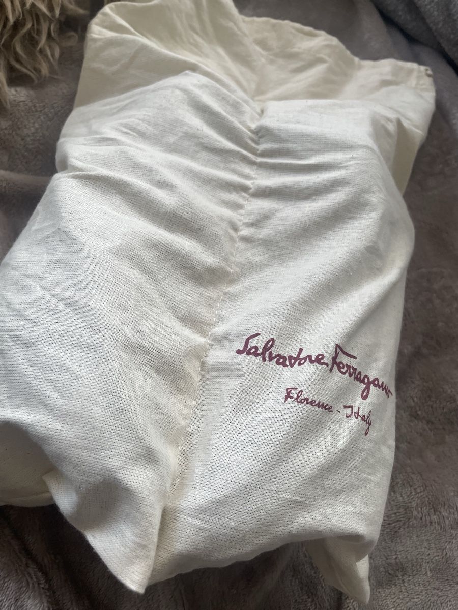 Salvatore Ferragamo Damenschuhe: Wunderschöne Wildlederschuhe von Ferragamo – Neu (gemäss Beschreibung) aus Zürich von Caracol1998 7