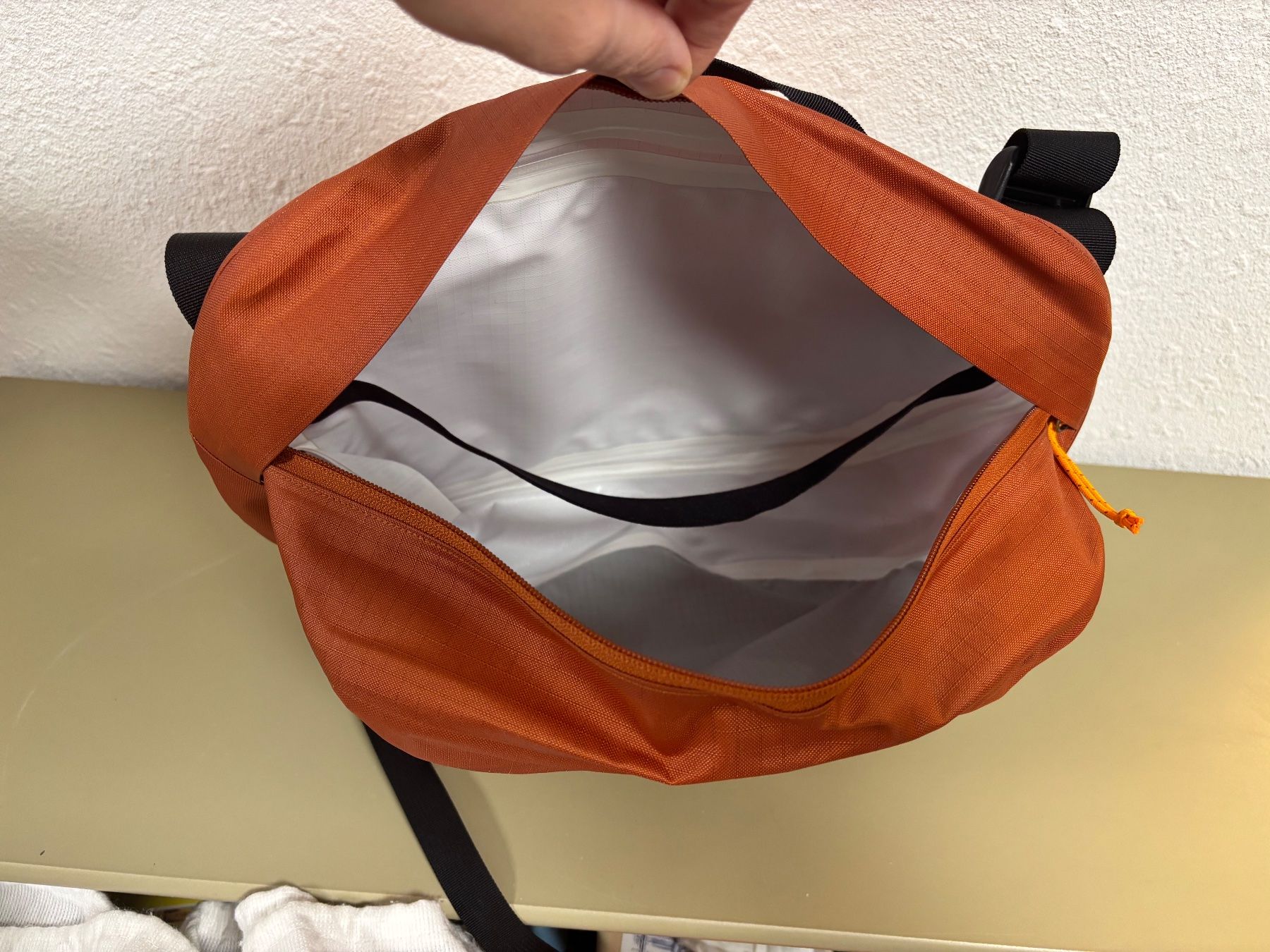 Arcteryx Borse: Arc'teryx Lunara Tasche orange – Usato da Bottmingen venduto da ana_5hrv 4