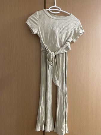 Damen Zweiteiler beige Grösse M gerippt gute Zustand