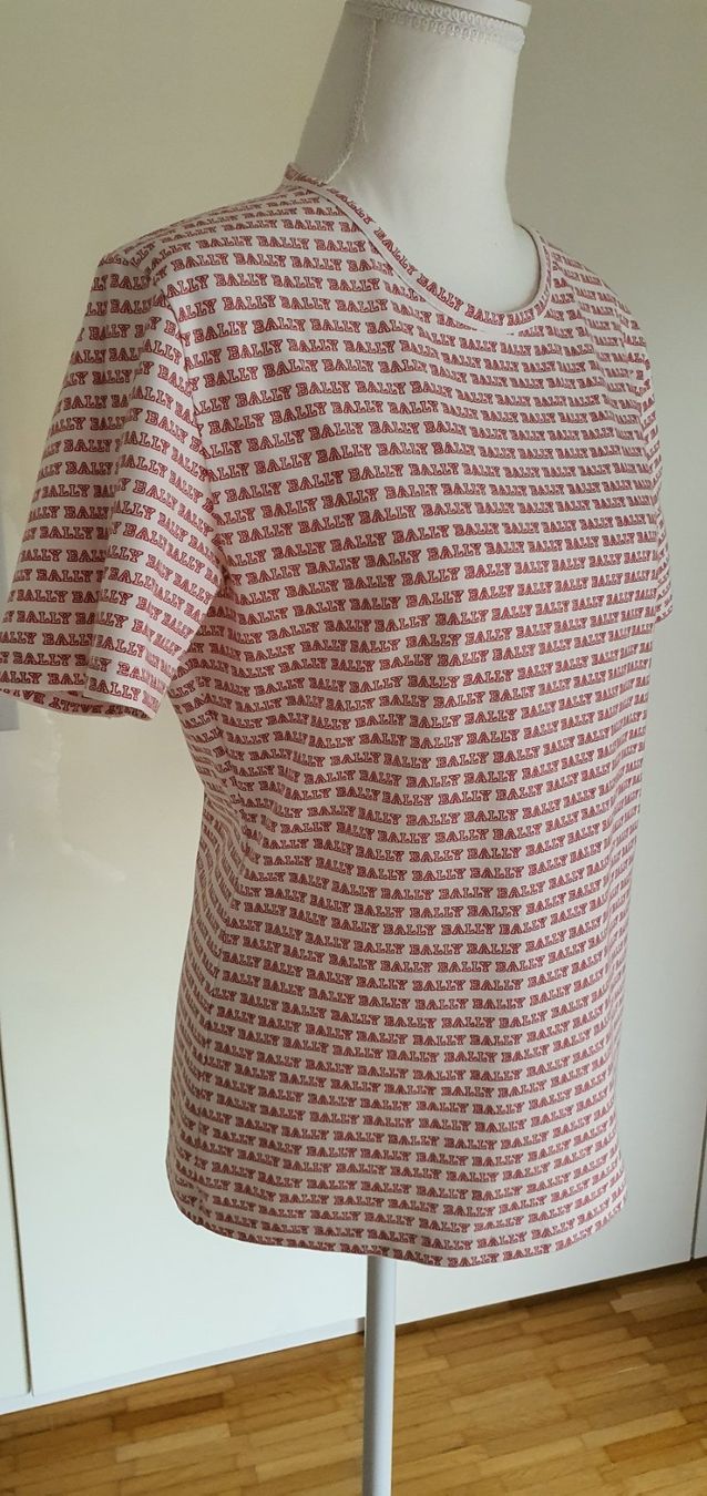 Bally T-shirt: Bally Golf T-shirt – Usato da Basel venduto da Kristal4 4