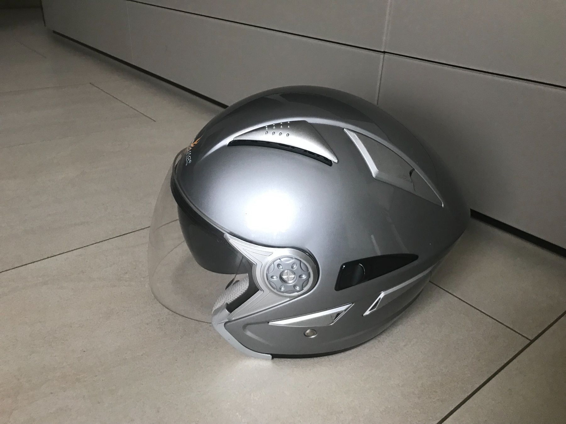 Caschi & visiere: Helm – Usato da Müllheim Dorf venduto da Midata 2