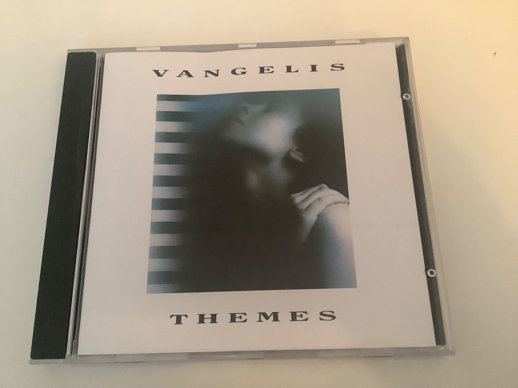 CD: Vangelis / Themes / 1989 – Usato da Dübendorf venduto da Shreck