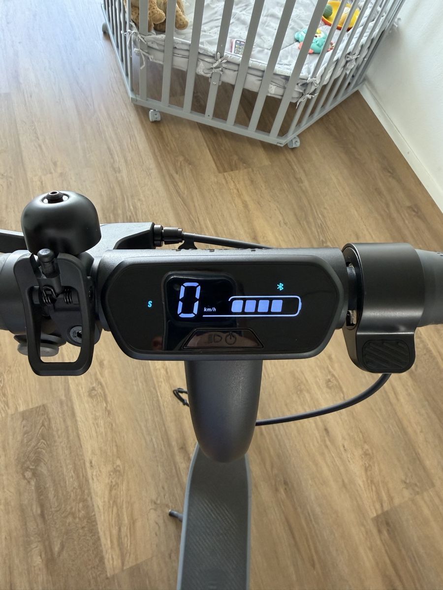 Segway Kickboard: Segway Ninebot E2 E-Scooter gepflegter Zustand – Gebraucht aus Bern von hei_njv9 1