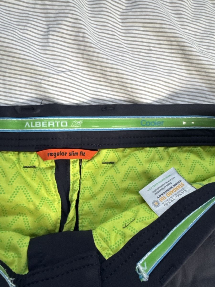 Hosen: Pantalon de Golf – Gebraucht aus La Chaux-de-Fonds von Matthieu_Mrti 2
