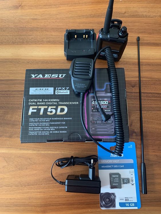 Yaesu FT-5D Neuwertig mit Garantie | Kaufen auf Ricardo