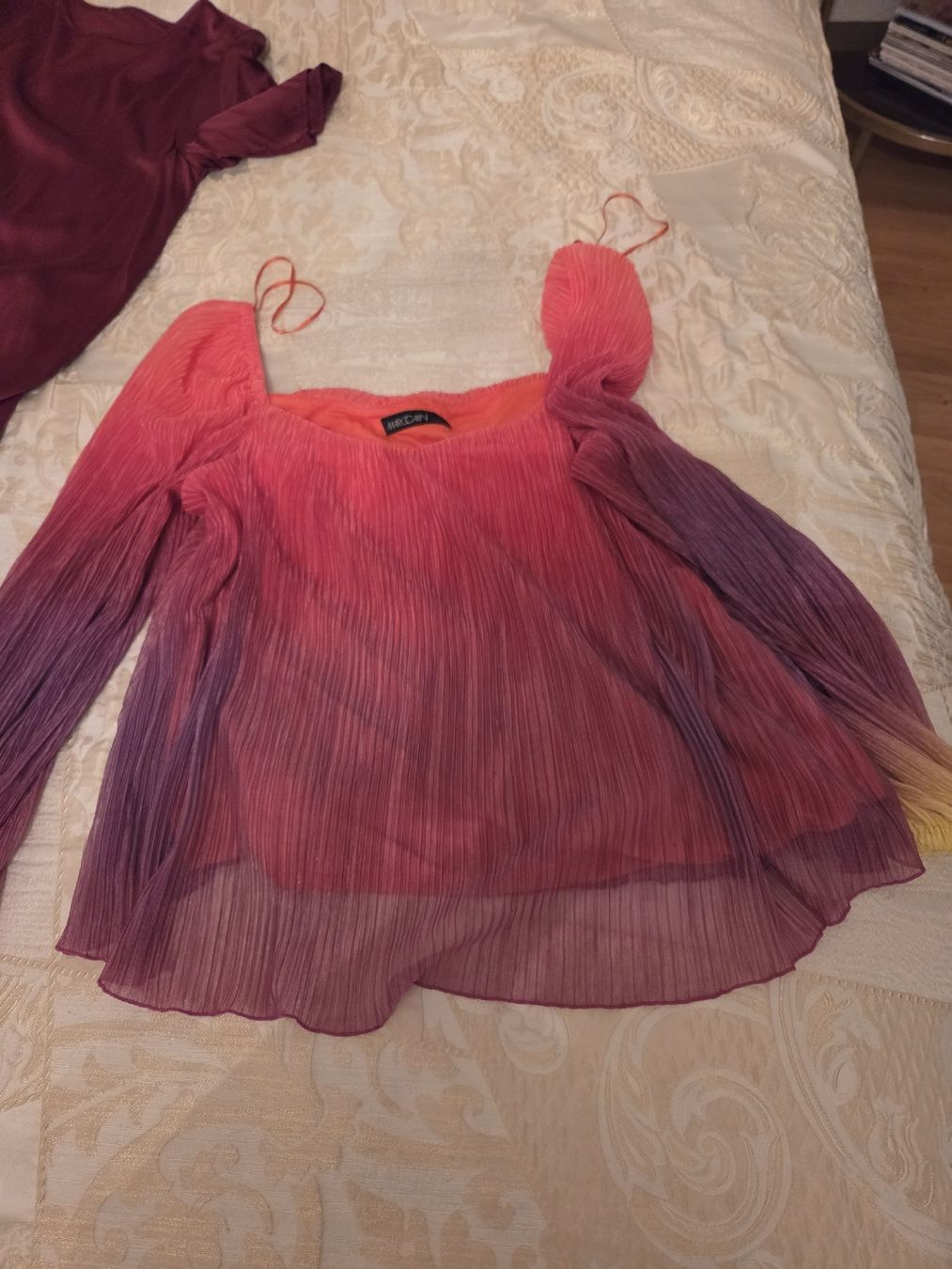 Marc Cain Chemisiers: Tolle Marccain Bluse Gr 40 neu – Neuf (Voir description) à Zürich par ELISABETHA47 2