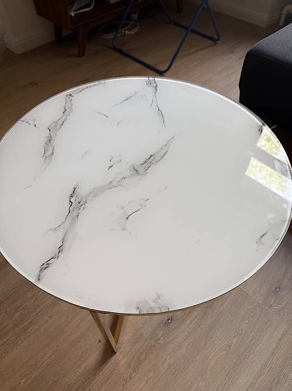 Tische: Couch Tisch - Marmor/Gold – Gebraucht aus Frauenfeld von Kim_M. 4