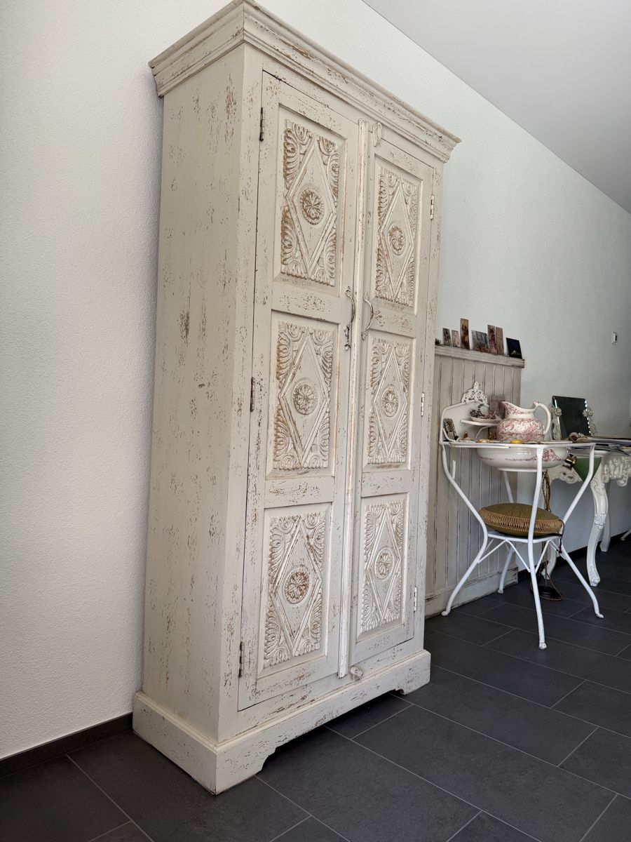 Schränke: Schrank Taberna, Kare Design – Gebraucht aus Tägerwilen von Cessna98 1