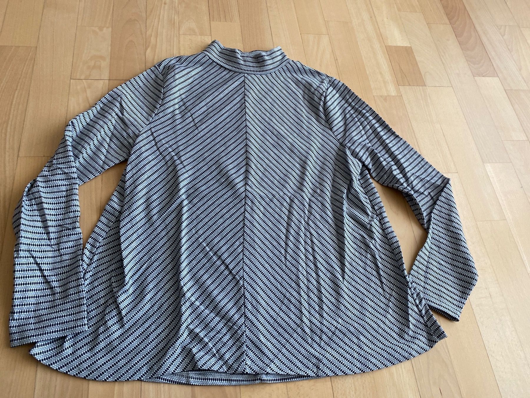 Zara Maglioni & Felpe: Zara Pullover Gr. L – Usato da Abtwil SG venduto da ale2002
