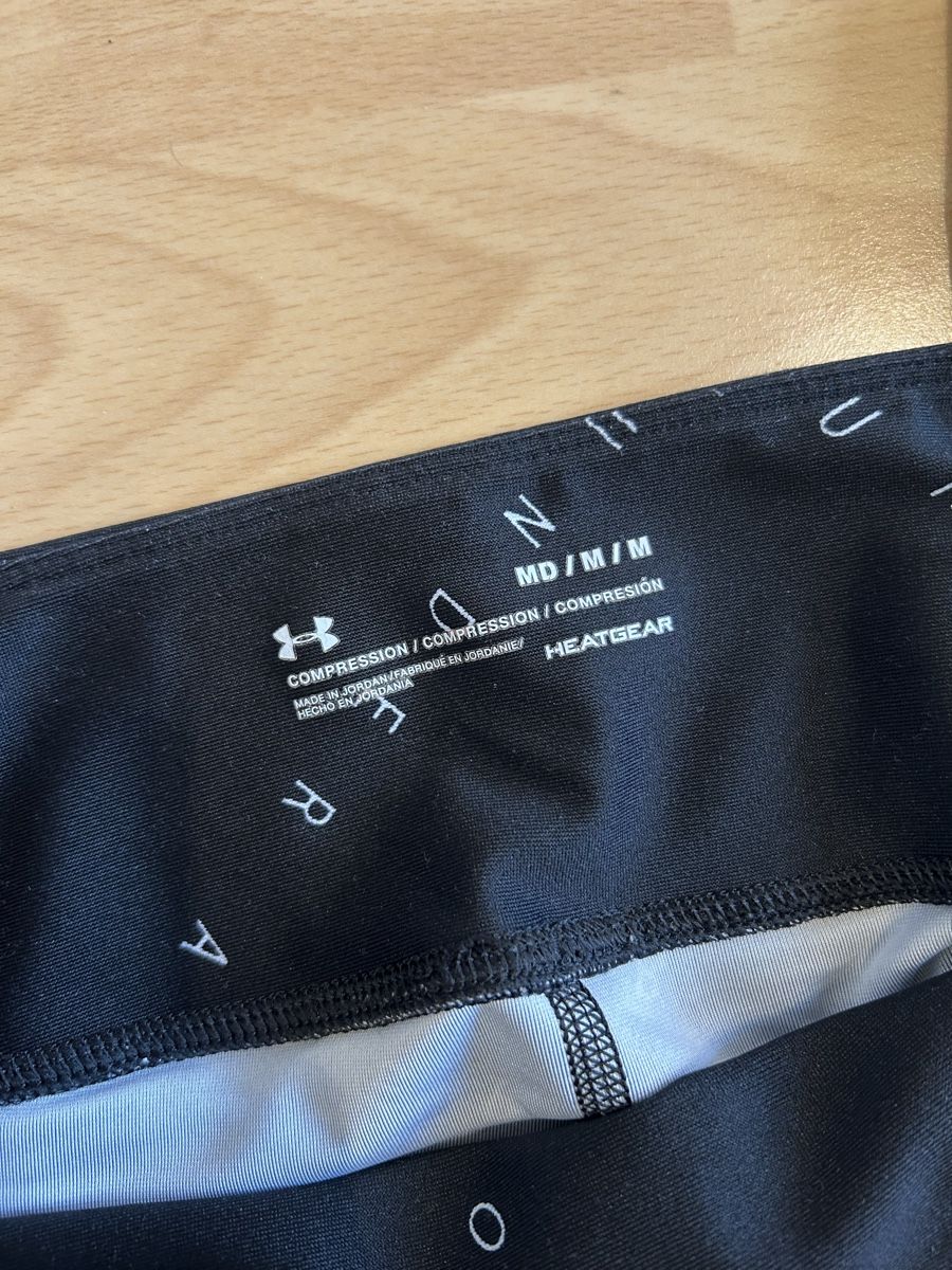 Under Armour Pantaloni: Under Armour Damen Sporthose, Gr. M – Usato da Biel/Bienne venduto da SandraDG 2