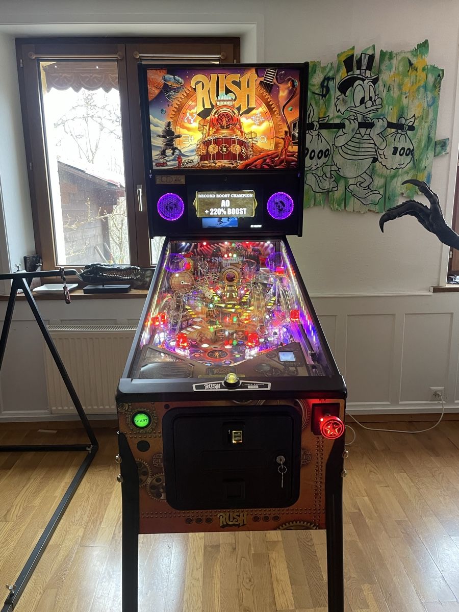 Stern Pinball Flipper: Je vends flipper stern rush LE avec quelque mod – Usato da Les Brenets venduto da serialdrink 2