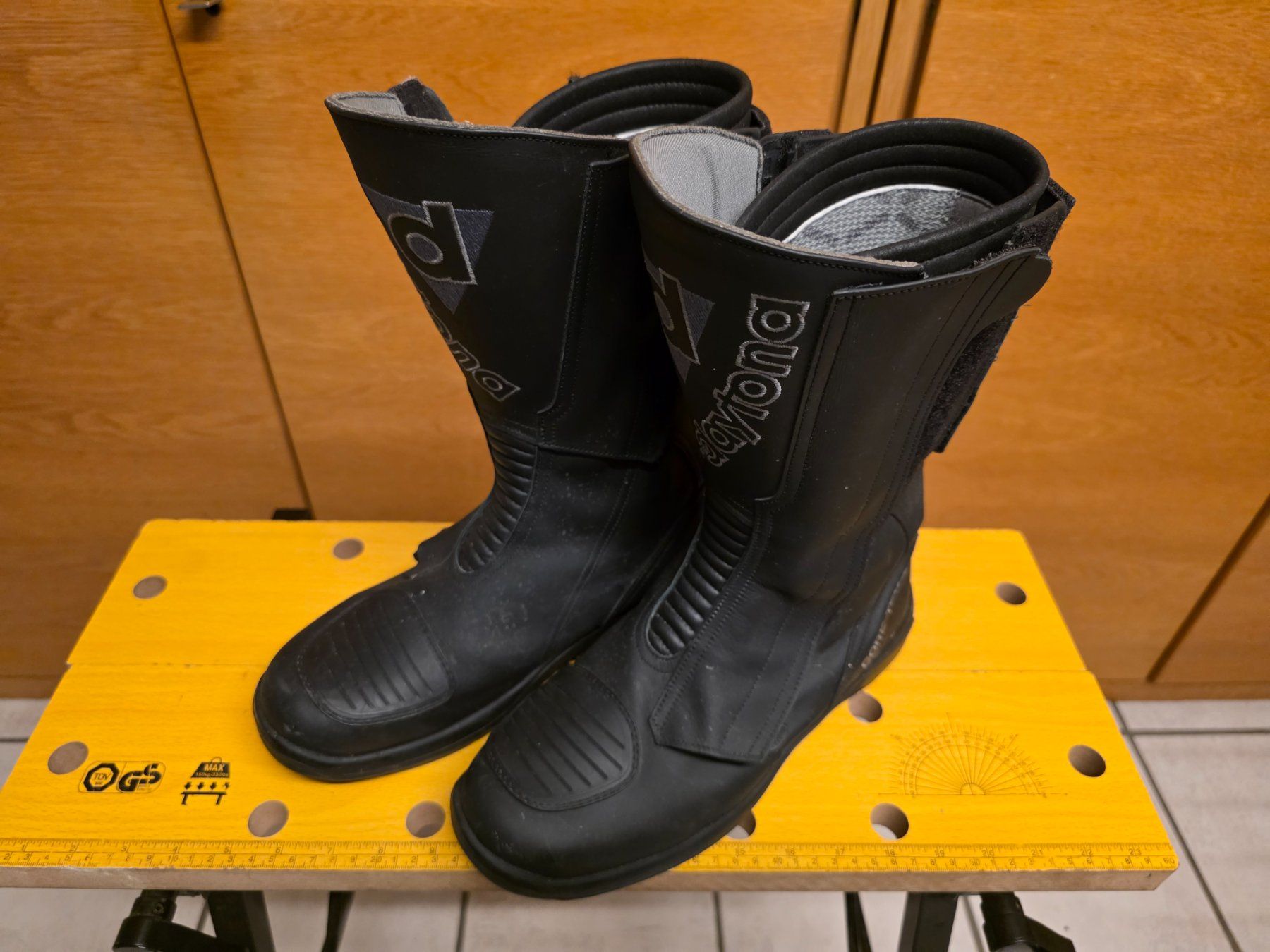 Herrenschuhe: Motorradstiefel Daytona – Neu (gemäss Beschreibung) aus Salvenach von Hayadriver