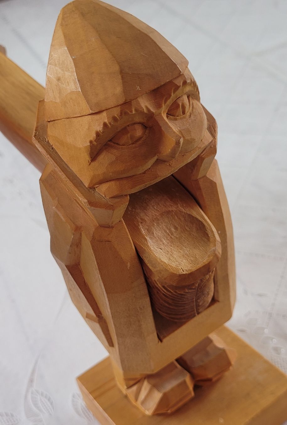 Tutte le decorazioni: Vintage Nussknacker Holz handgeschnitzt – Usato da Buttikon SZ venduto da Renco