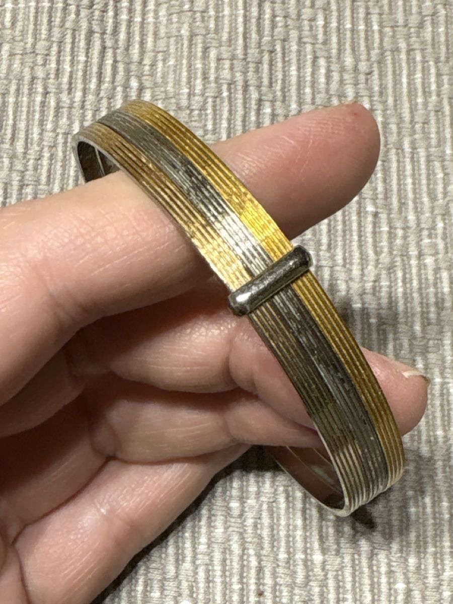 Armbänder & -reifen: Armreif / Modeschmuck – Gebraucht aus Rümlang von SchumBru10