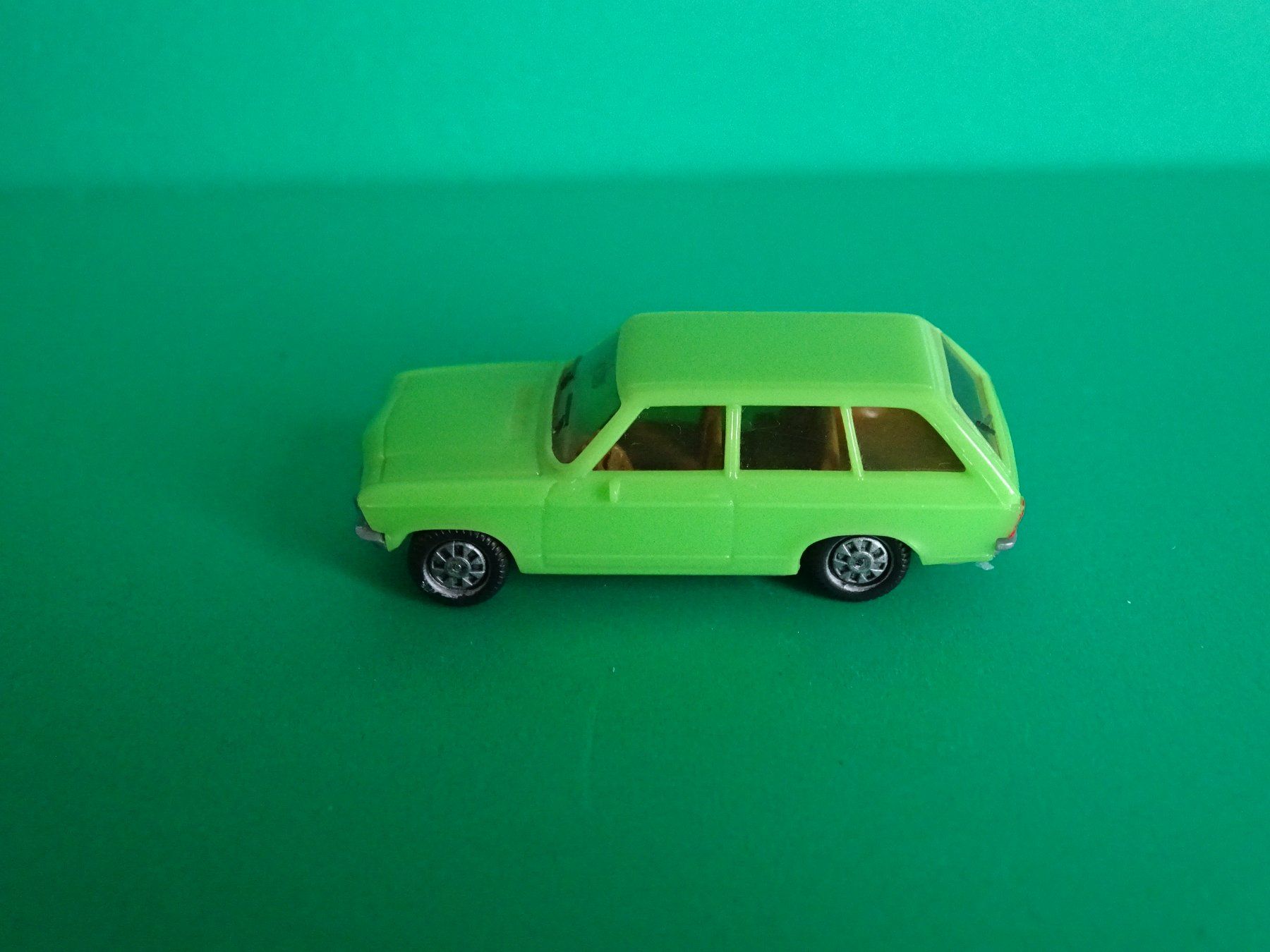 Herpa Modellini d'auto: Opel Ascona von Herpa 1/87 – Usato da Bretzwil venduto da Meex 2