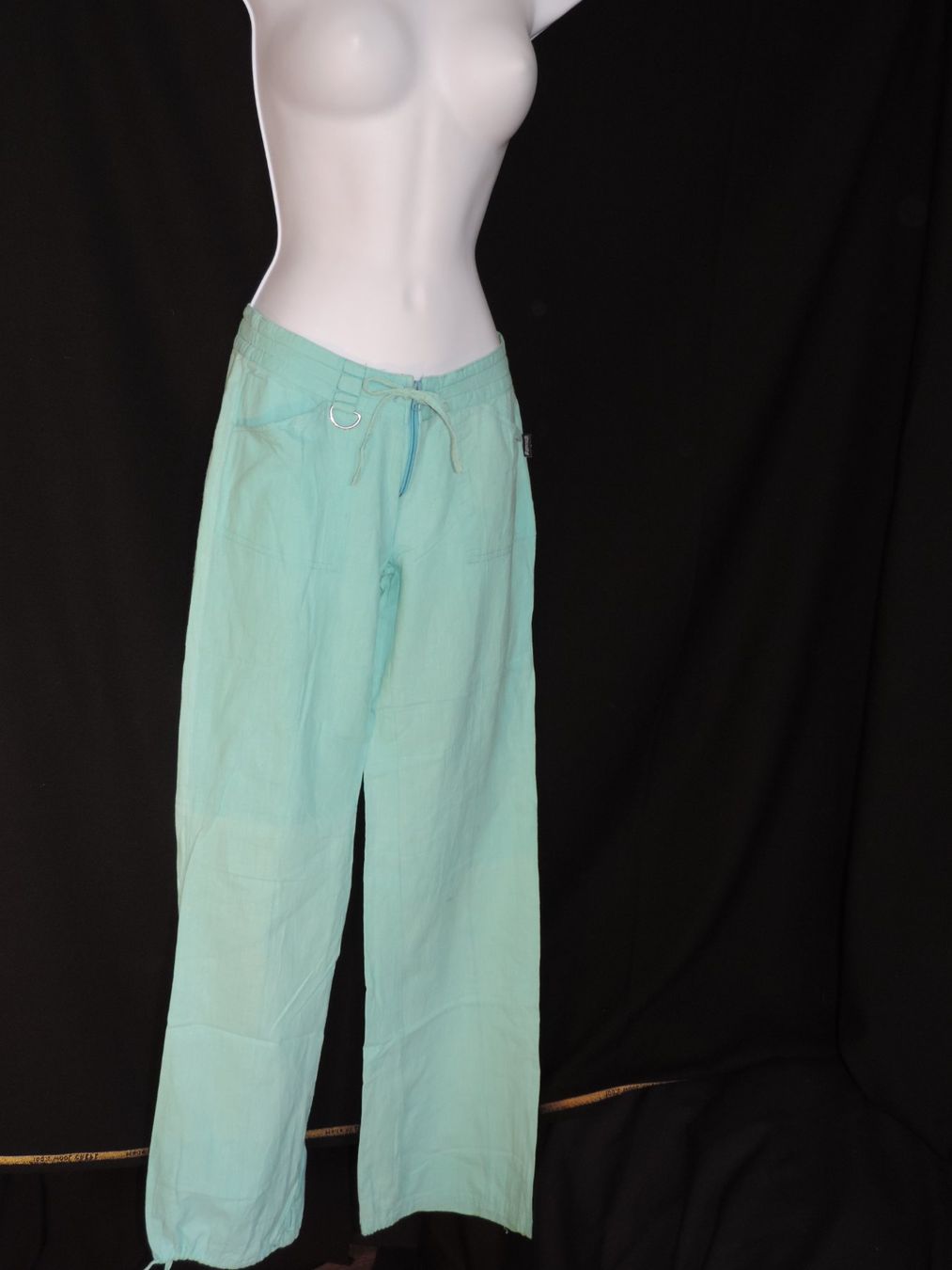 Pantaloni: pantalon lin droit léger turquoise – Usato da Genève venduto da Axelle333 1
