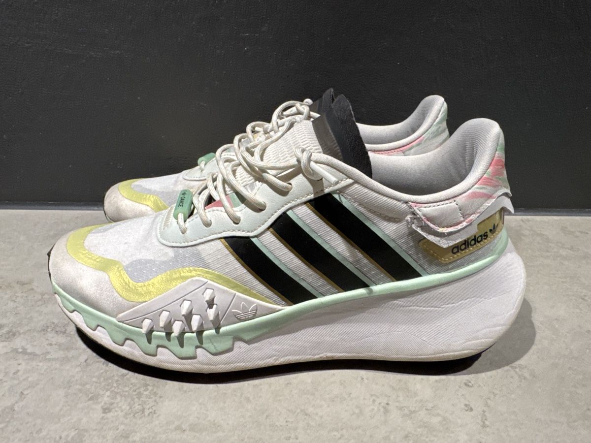 Scarpe da donna: Adidas Sneaker Modell FY6731 Dance – Usato da Konolfingen venduto da yazee