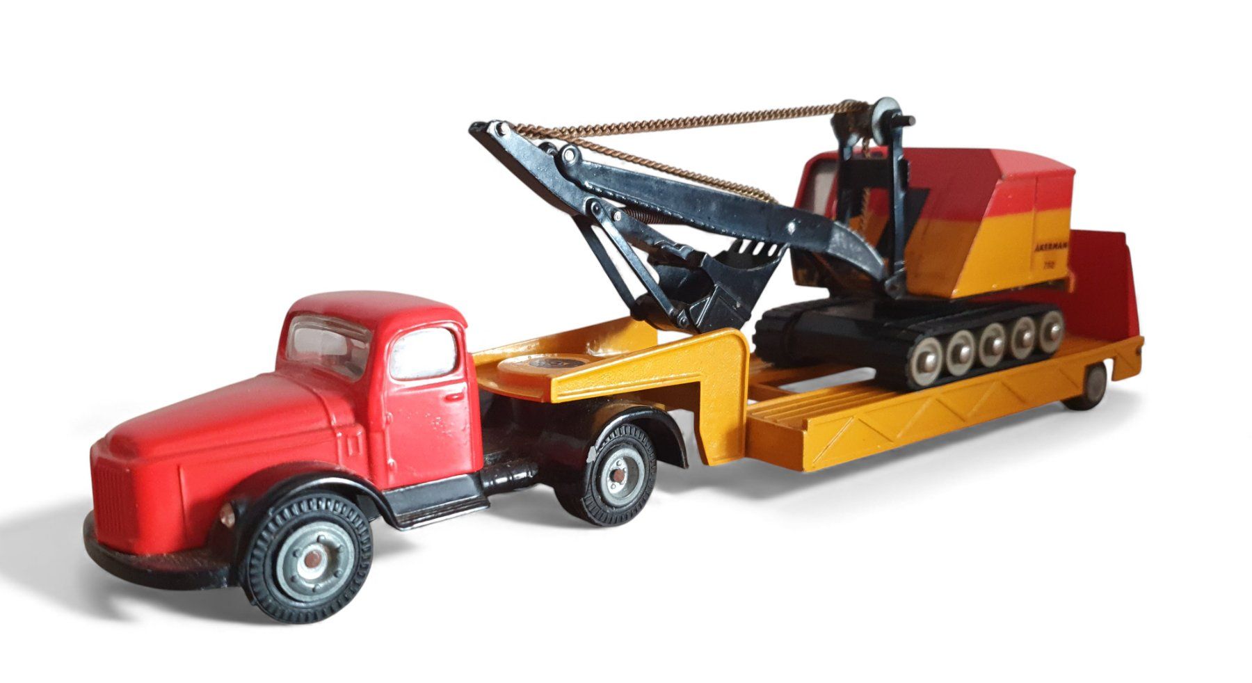 Tekno Modellautos: Tekno Volvo Tieflader mit Löffelbagger – Gebraucht aus Rickenbach b. Wil von klassikmarkt.ch