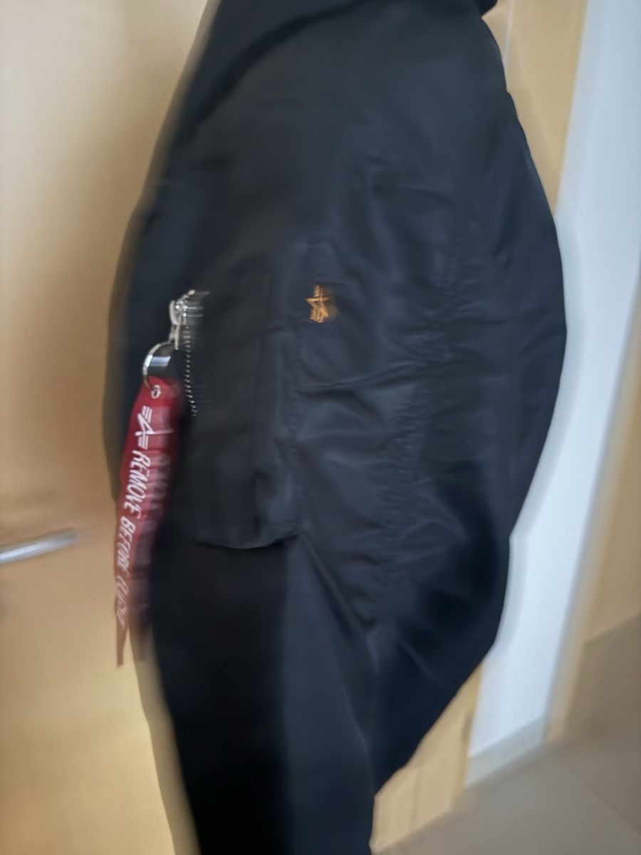 Alpha Industries Jacken: Alpha industries jacke – Gebraucht aus visp von Kmemo1 1