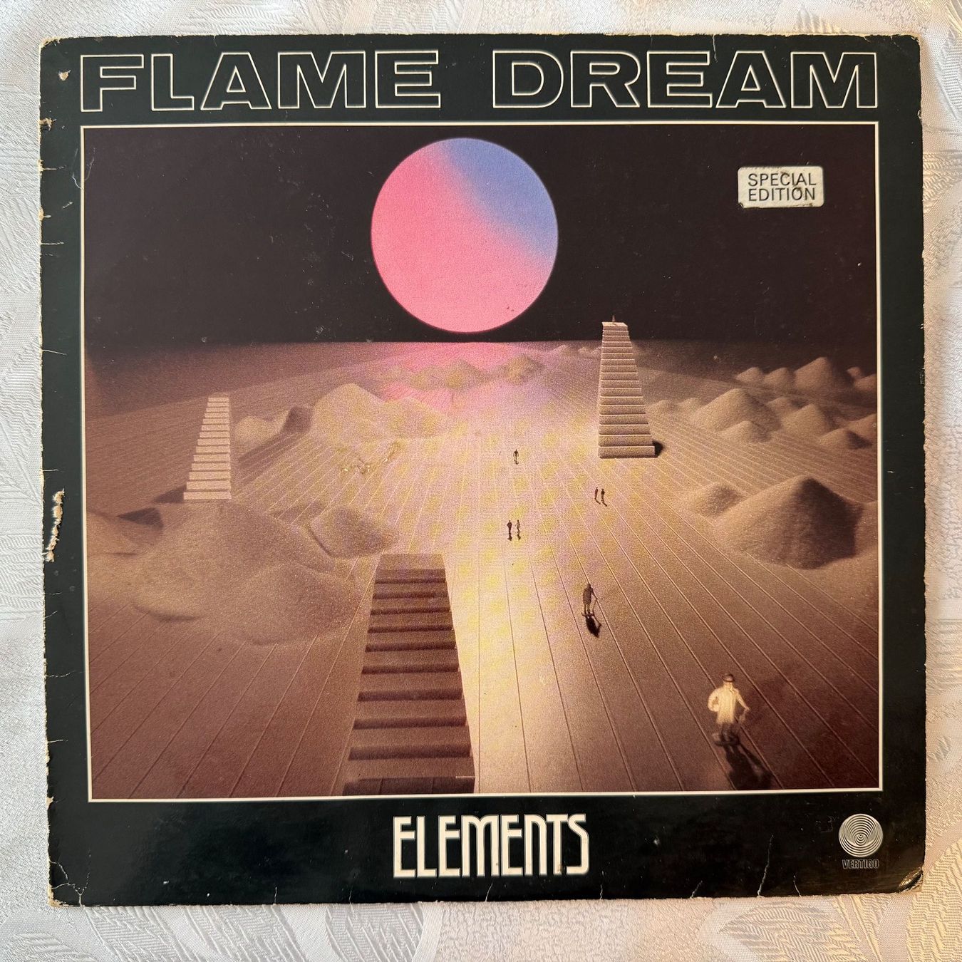 Schallplatten: FLAME DREAMS - ELEMENTS – Gebraucht aus Zürich von fehlton