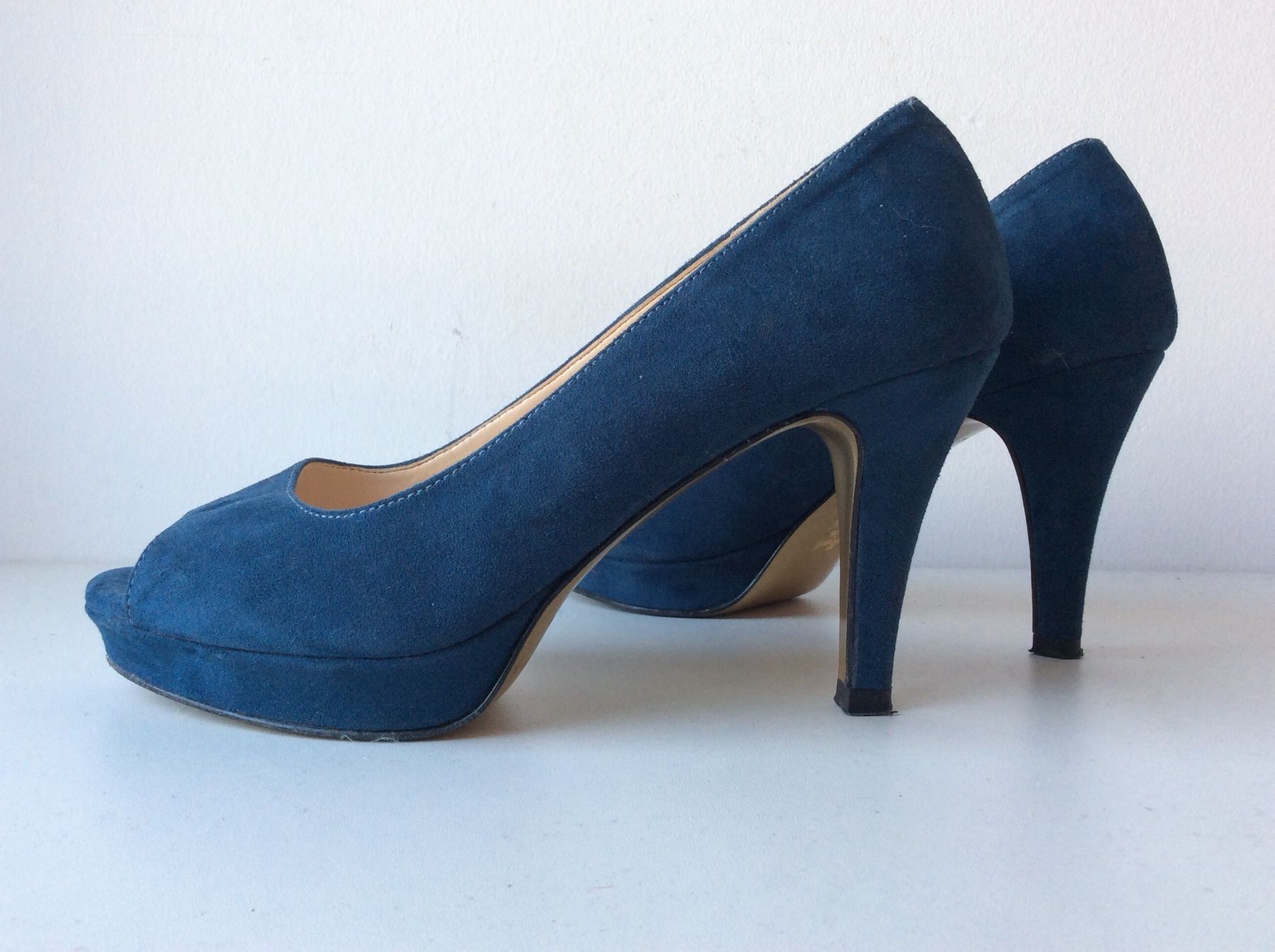 Scarpe da donna: MAX blaue Damenschuhe aus Leder mit Absatz - Grösse 36 – Usato da Belp venduto da Familie-Meyer 1