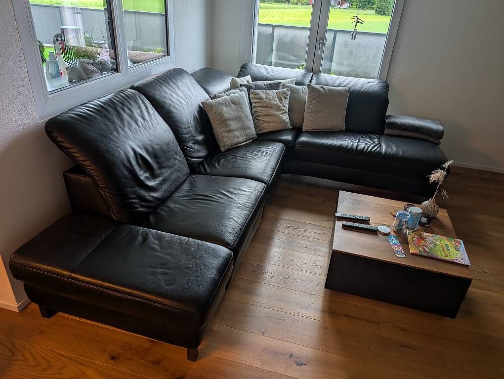 Sofas: Echtleder-Sofa – D'occasion à Morgarten par Amgwerd02 3