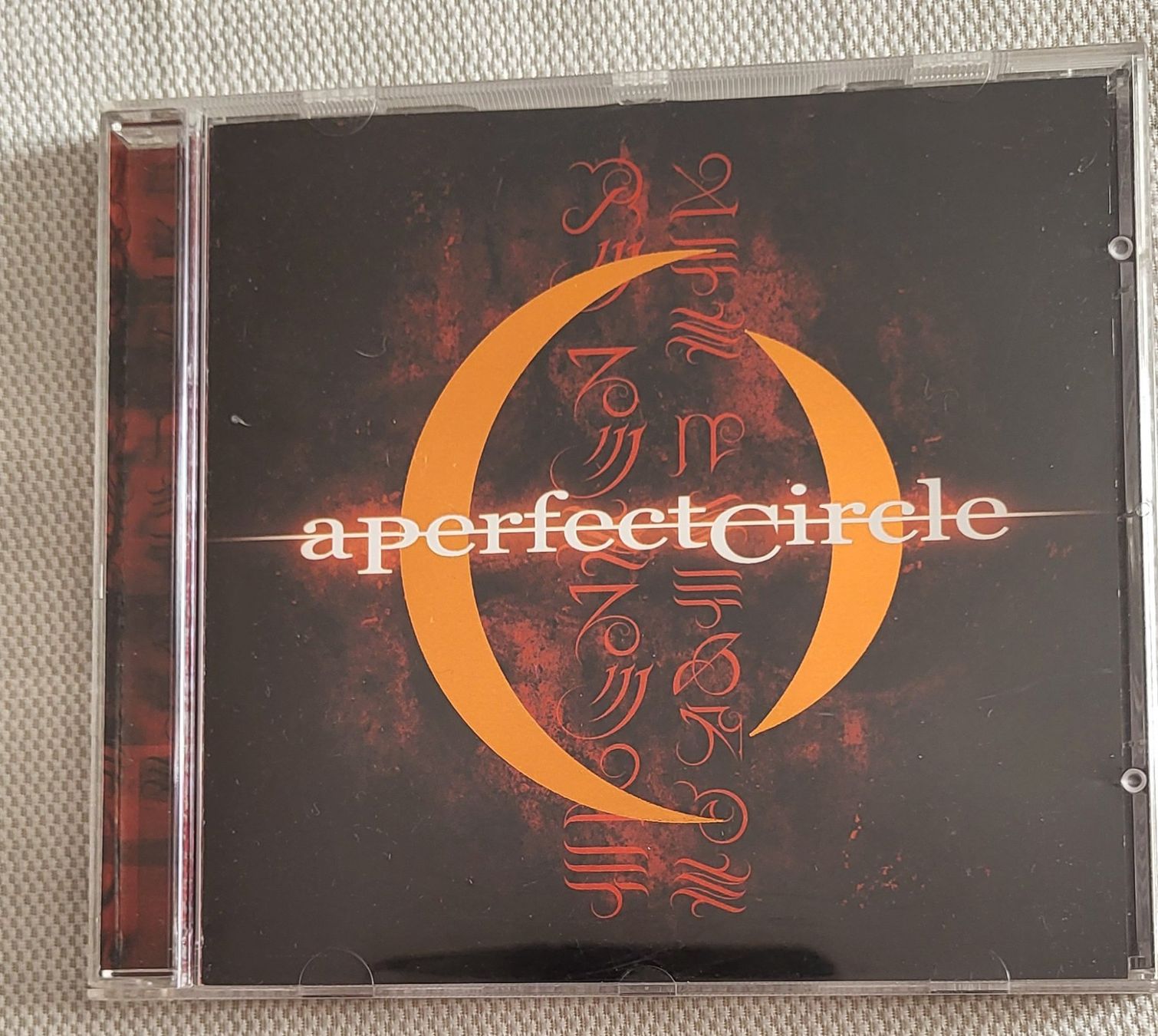 CD: A Perfect Circle - Mer de Noms – Usato da Villars-sur-glane venduto da Epsilonhike