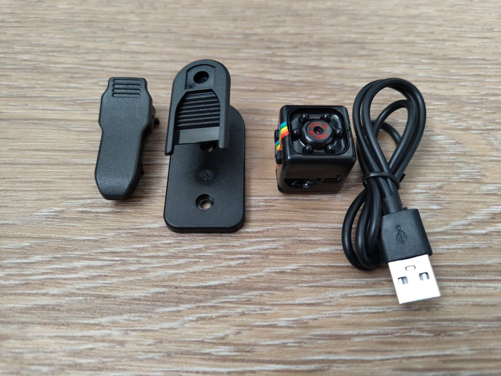 Minis Kamera Schlüsselanhänger, Kleine Digitalkamera 1080P HD 2 MP Mit Farbbildschirm Und Handschlaufe, Micro Daumen Videokamera DV DVR Für Kinder, Teenager, Studenten, 100