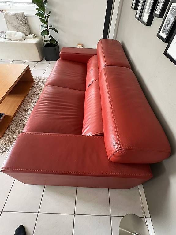 Divani: Sofa Design rot – Usato da Ermensee venduto da farol