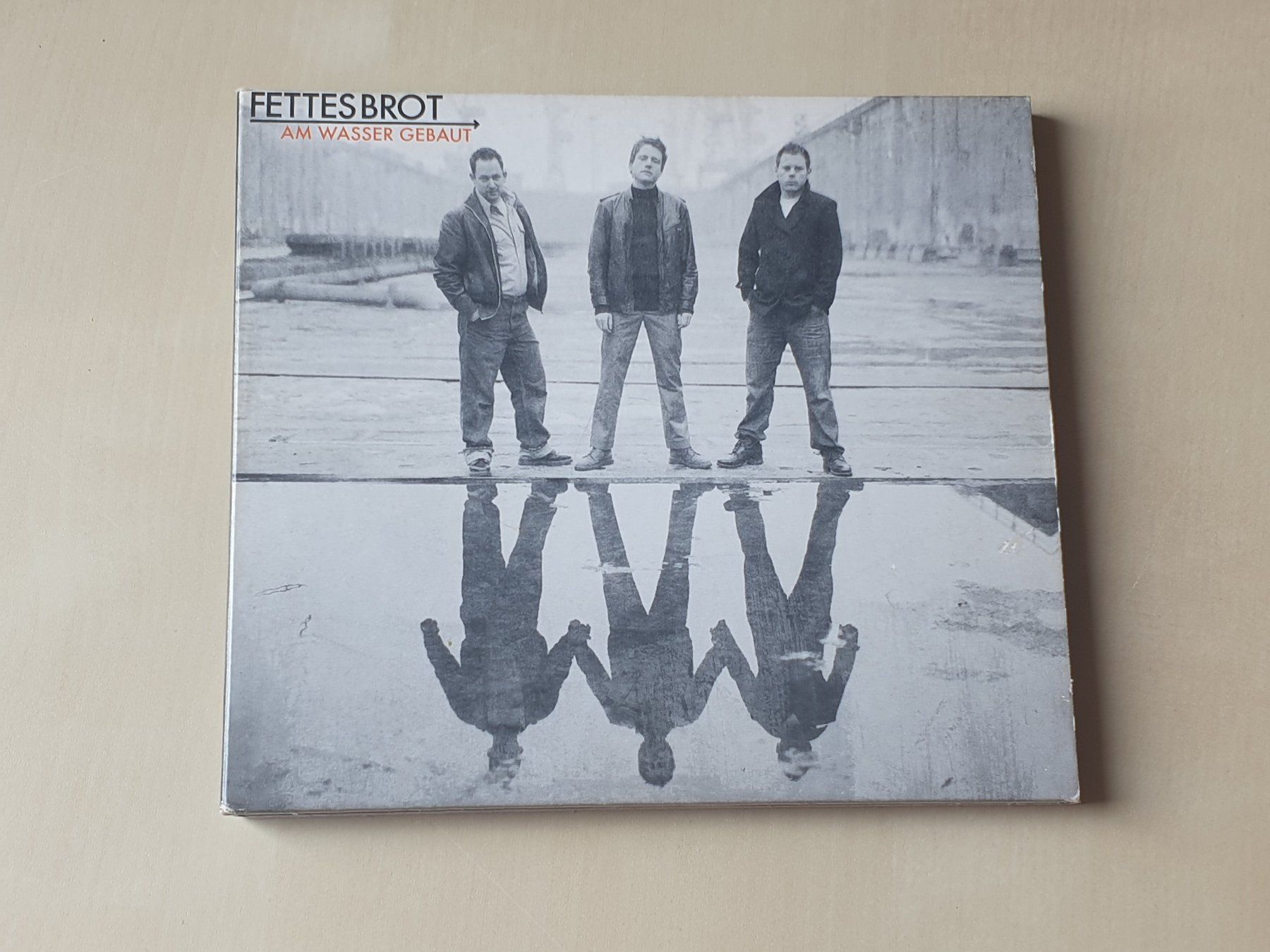 CD: Fettes Brot Am Wasser gebaut – Usato da Stansstad venduto da collectorsshop