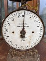 Balance antique