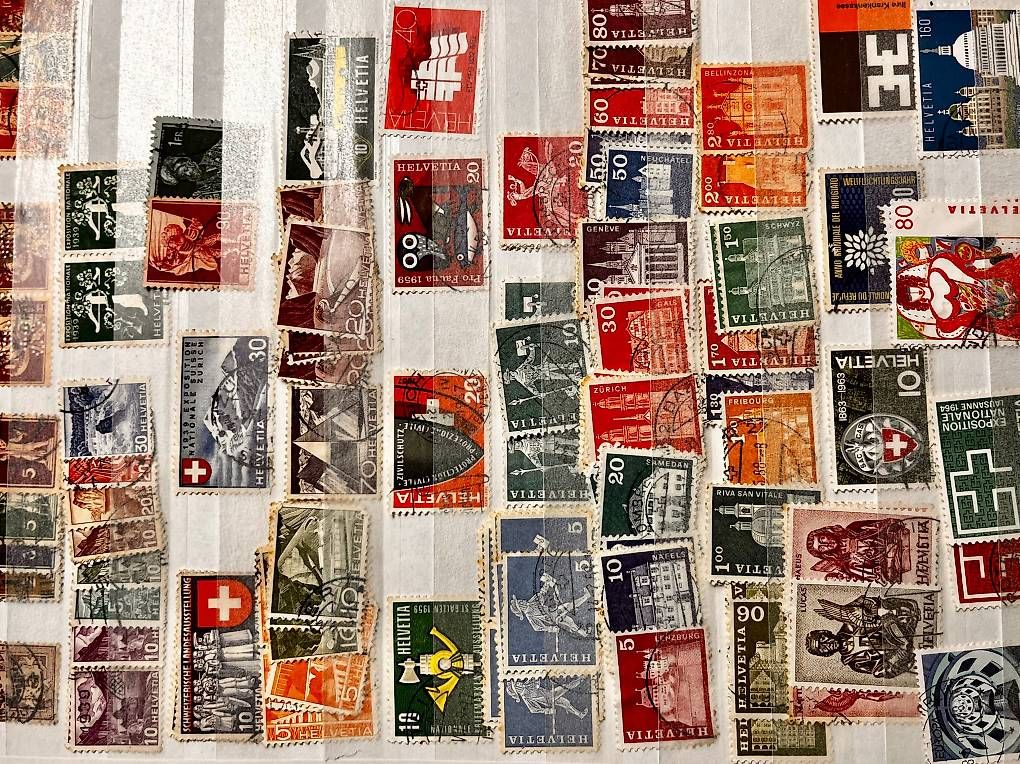 Tous les timbres: Briefmarken – D'occasion à Mönchaltorf par hol_jm5h 1
