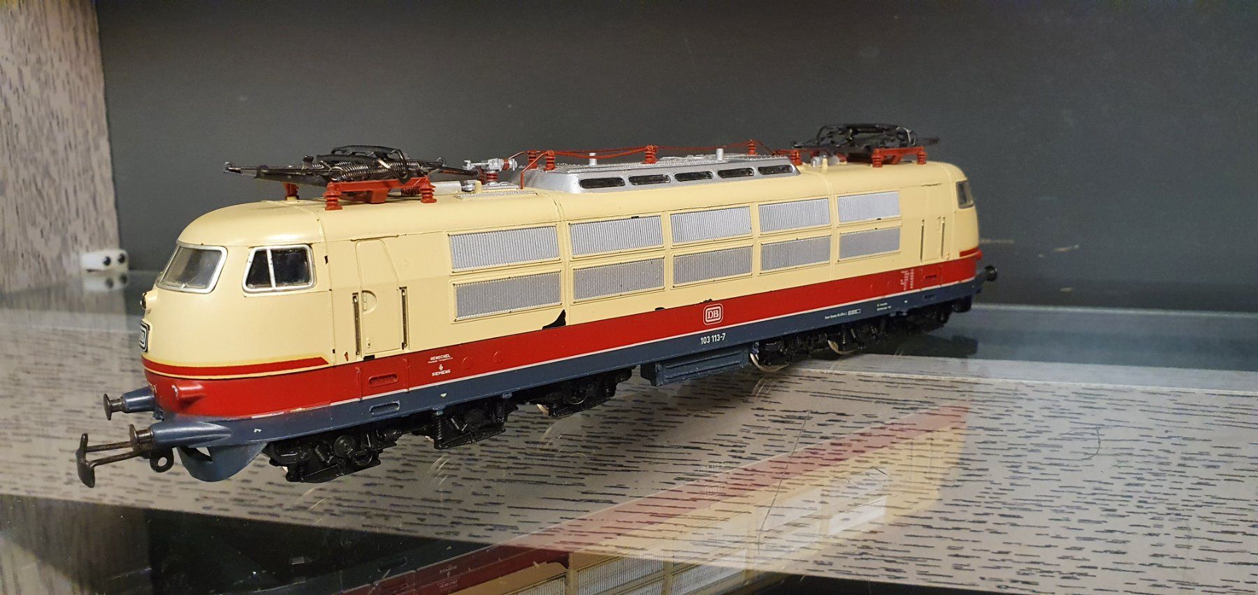 Märklin Modellini di ferrovie: MÄRKLIN: DB TEE E-LOK BR 103 / 3354 OVP – Usato da Biglen venduto da taunus82 3