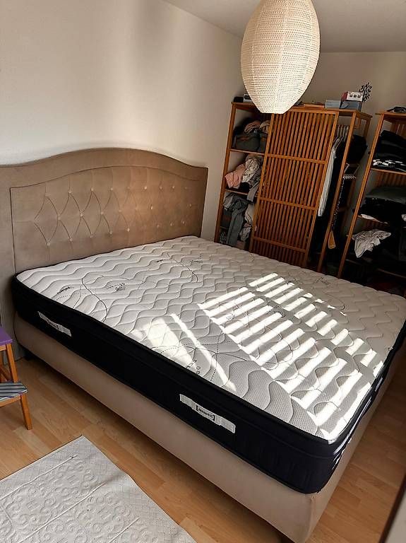 Betten: Bett mit Matratze – Gebraucht aus Ebikon von mir_q97p