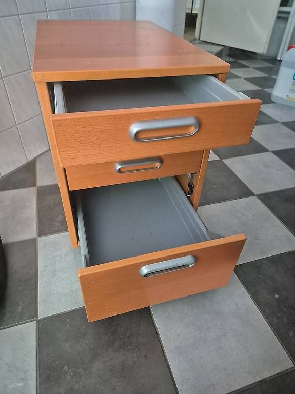 Eléments de bureau: Rollcontainer aus Buche, 4 Schubladen – D'occasion à Winkel par julia_111