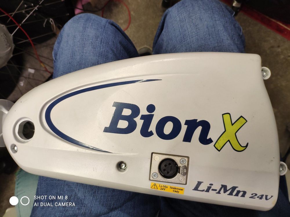 Aufarbeitung BionX DV 24V 9,6Ah 230Wh – Rahmenakku main image 0