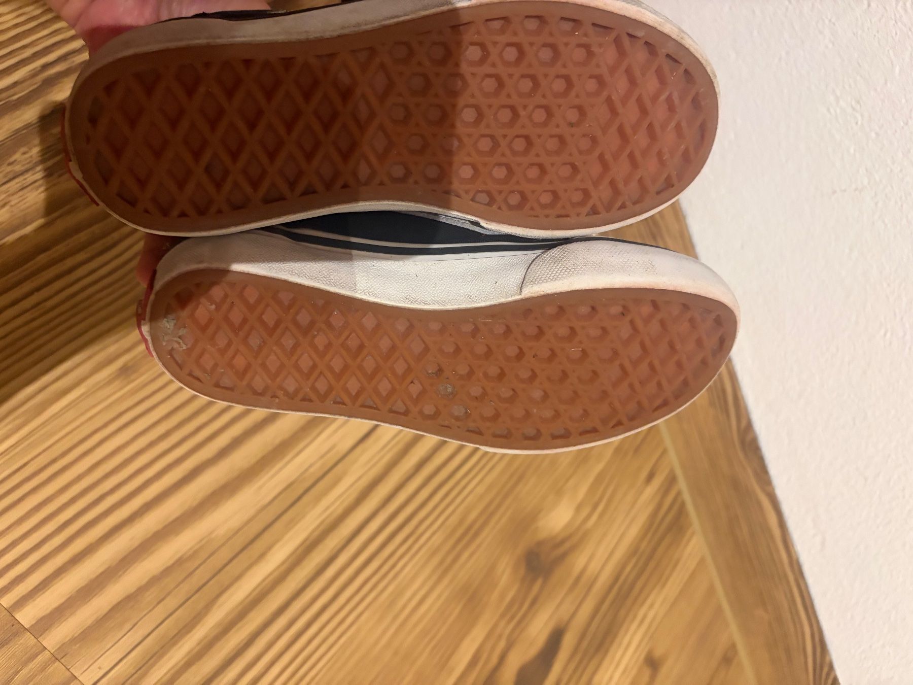 Vans Schuhe für Jungen: Vans Schuhe Gr.31 – Gebraucht aus Vilters von 5111984 2