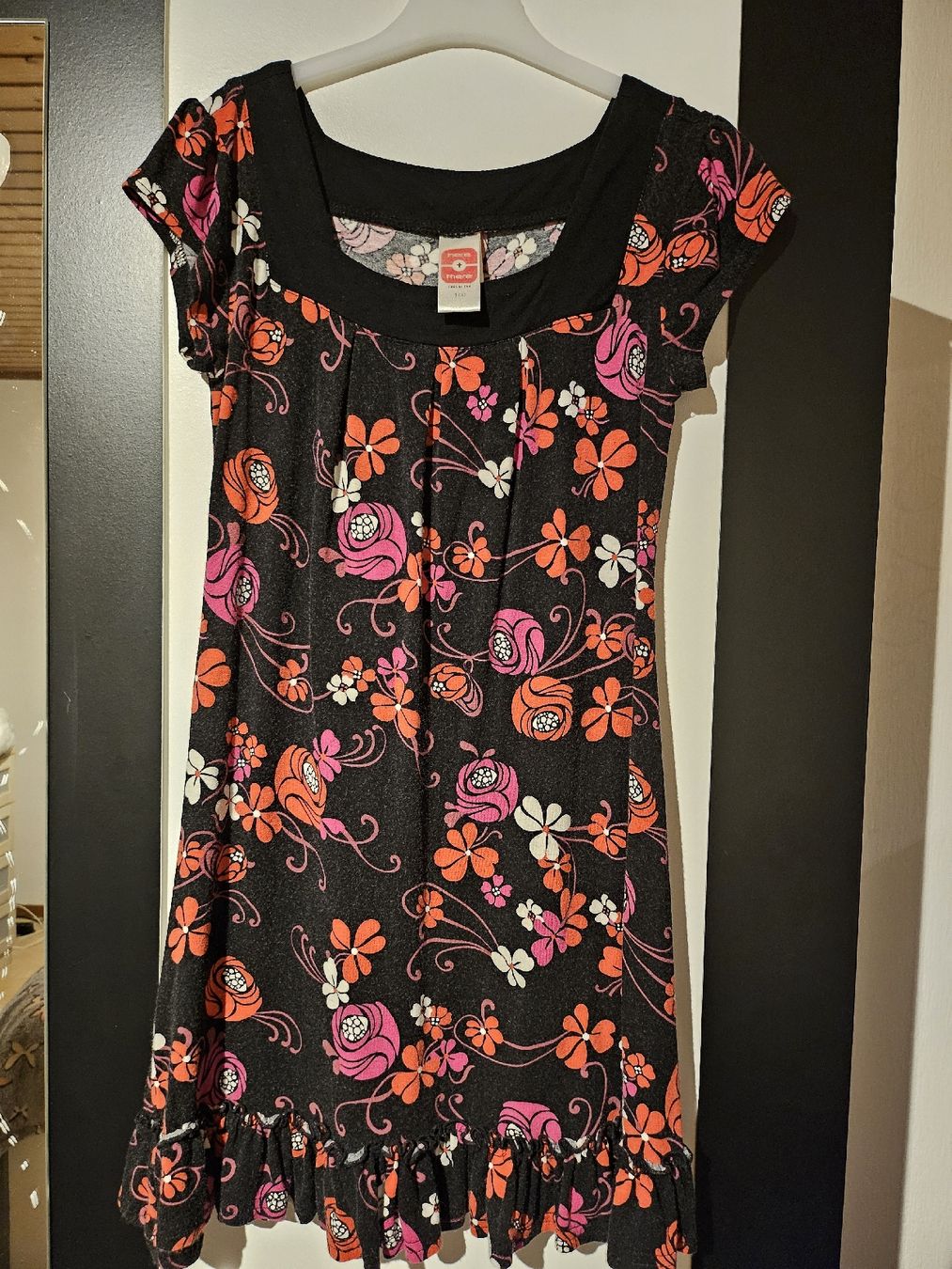 Vestiti & Gonne: Robe d'été Here+There noire à fleurs taille 140 – Usato da Donneloye venduto da stestenat