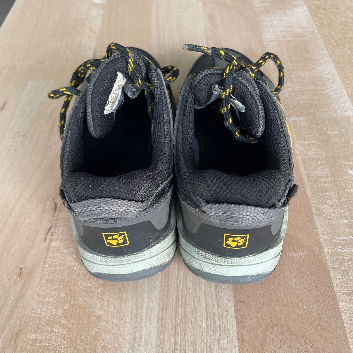 Jack Wolfskin Scarpe per ragazzi: Wanderschuhe Wolfskin 29 – Usato da Grabs venduto da MDS77 2