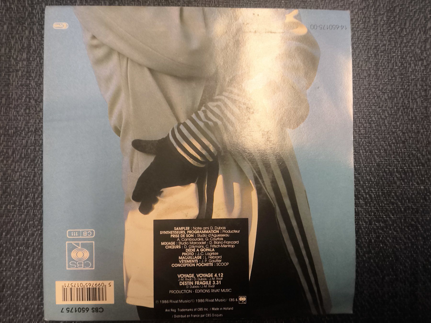 Schallplatten: VINYL Single: Desireless - Voyage voyage – Gebraucht aus Allschwil von marketingprojects 2