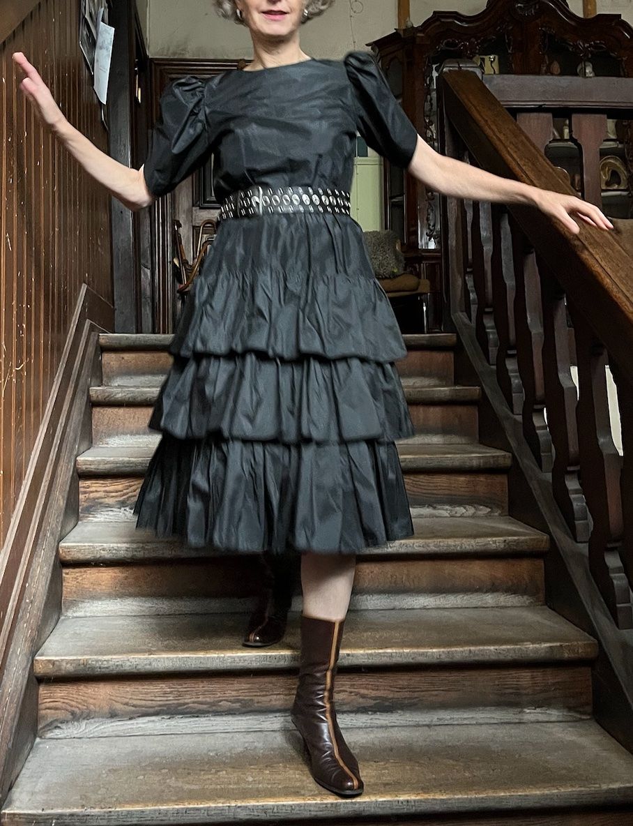Akris Kleider: Abendkleid aus Seidentaft von AKRIS – Neu (gemäss Beschreibung) aus Luzern von Versuchende 6