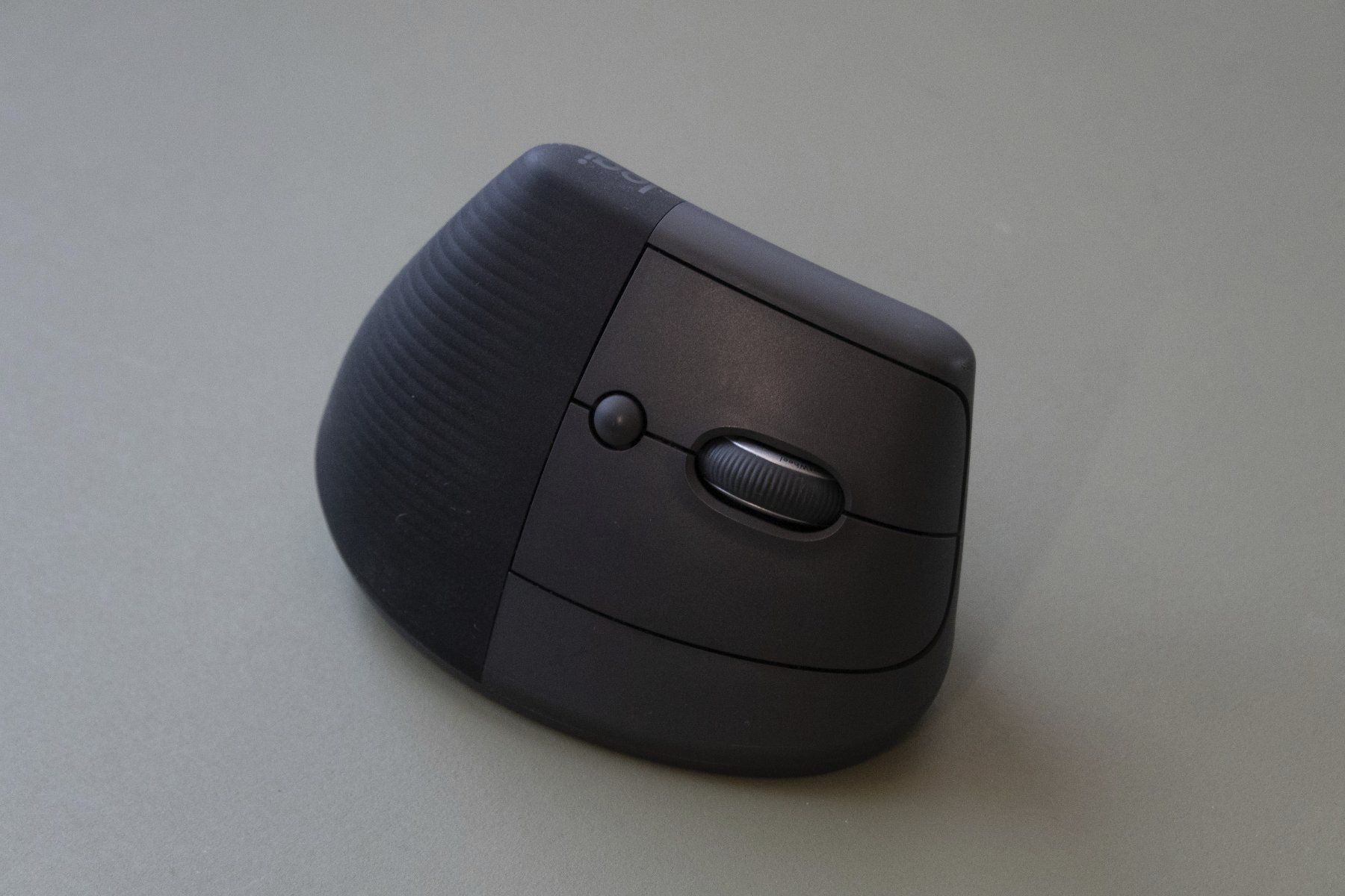 Logitech Maus: Logitech Lift vertikale Maus – Gebraucht aus Zürich von Buvens 1