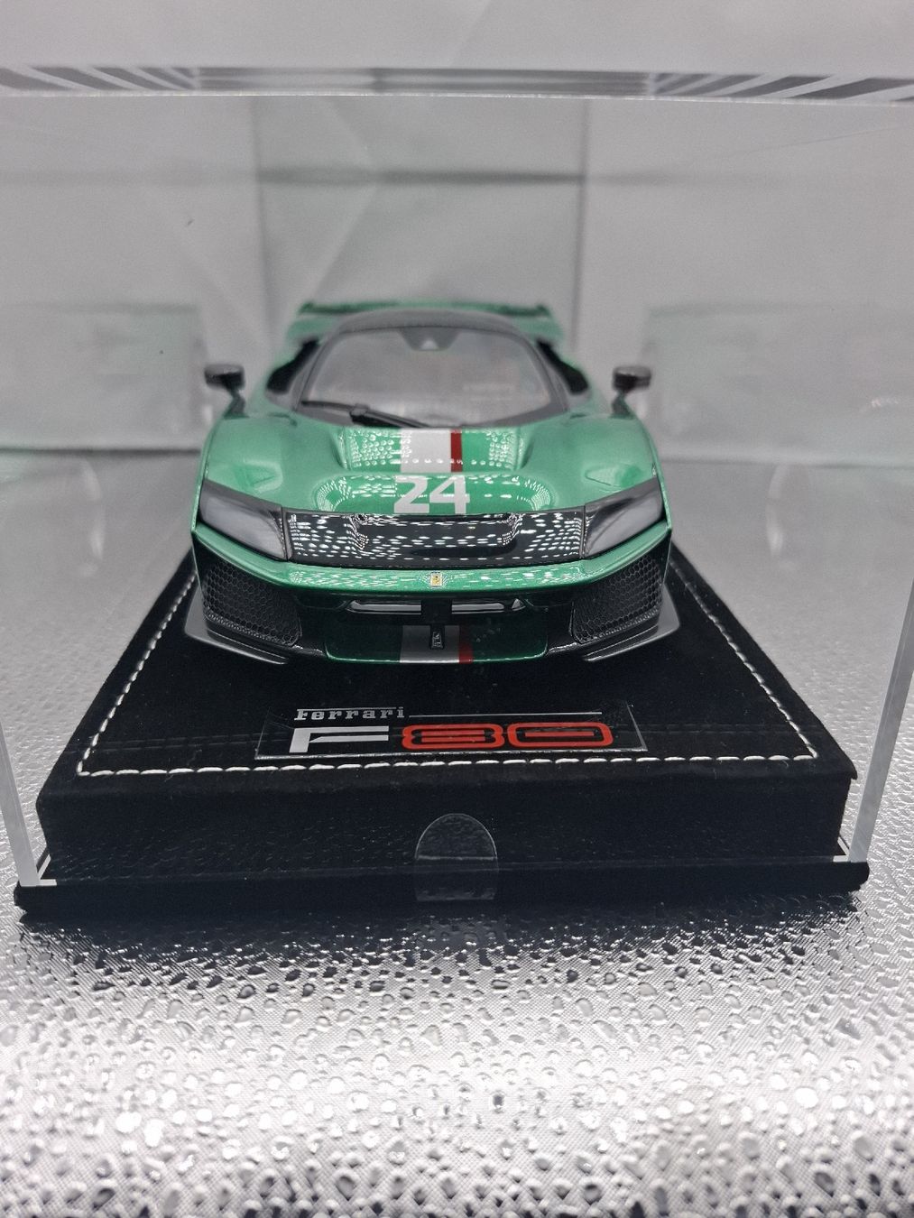 Ferrari Modellini d'auto: MR Ferrari F80 1:18 – Nuovo e nell'imballaggio originale da Gipf-Oberfrick venduto da Edii45 1