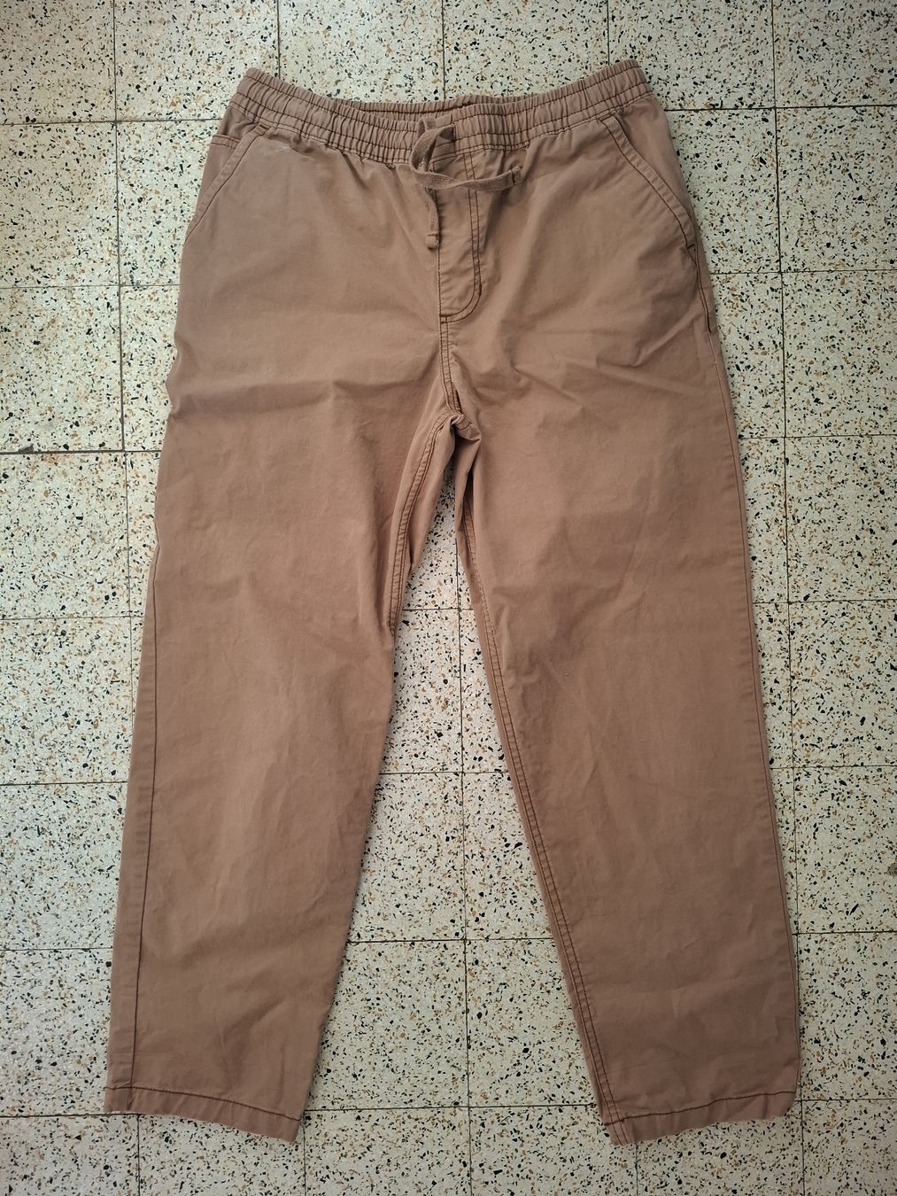 Vans Pantalons: Vans Pantalon Range Elastic Marron Taille S – D'occasion à Le Locle par sAm_2112