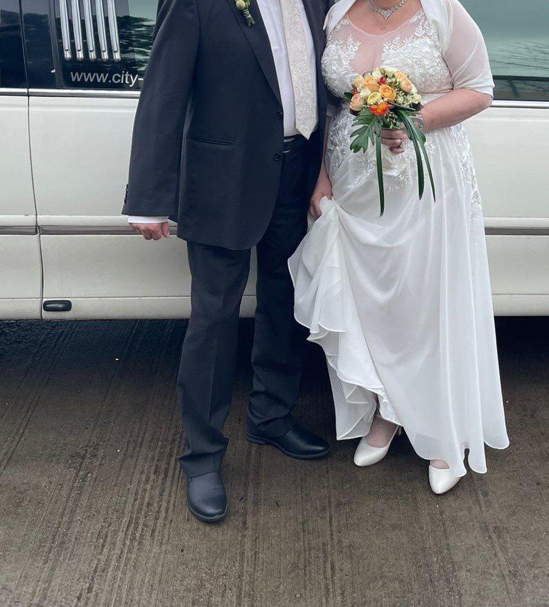 Vestiti: Hochzeitskleid – Usato da Knutwil venduto da RainerK02